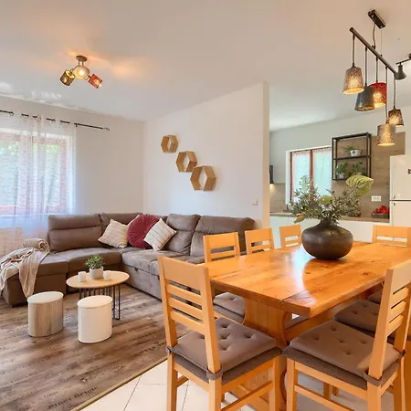 Casa Regula - Tinjan, Istria *